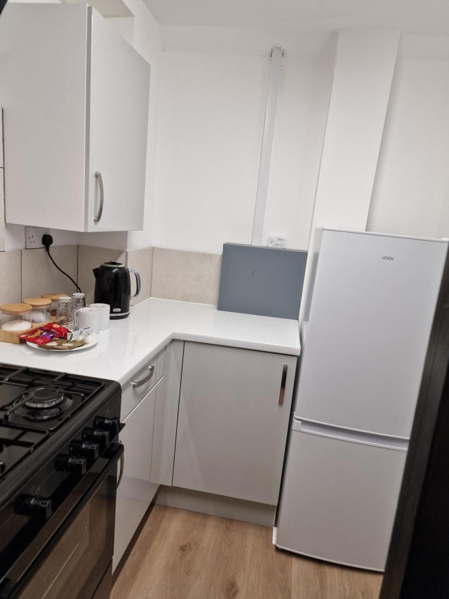 Ckb Flat- Comfort, Cosy, And Secure! Codsall Dış mekan fotoğraf
