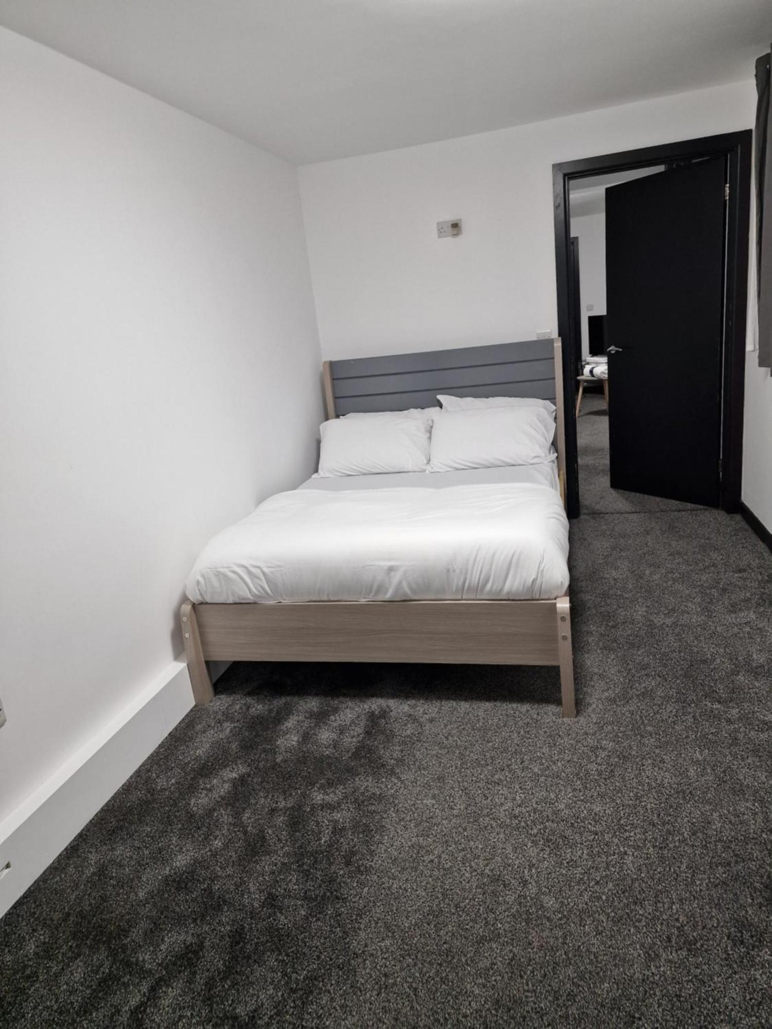 Ckb Flat- Comfort, Cosy, And Secure! Codsall Dış mekan fotoğraf
