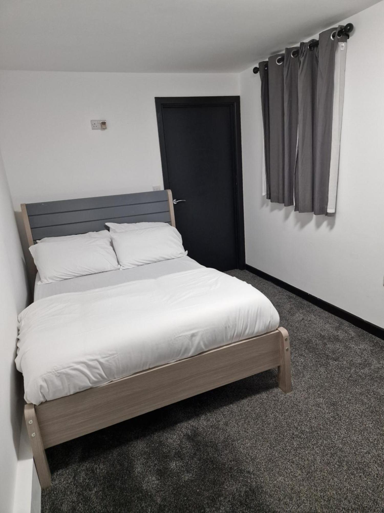 Ckb Flat- Comfort, Cosy, And Secure! Codsall Dış mekan fotoğraf